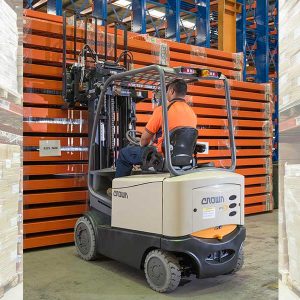 Xe nâng điện Crown FC Series