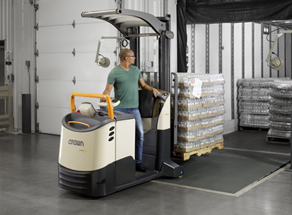 mpc-3000-crown-forklift